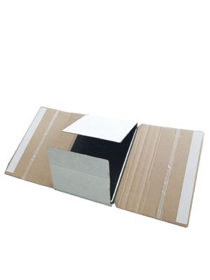 Bücher Verpackung Mailer mit E Flötenbrett Recycling Kreuz Kraft Wellkarton